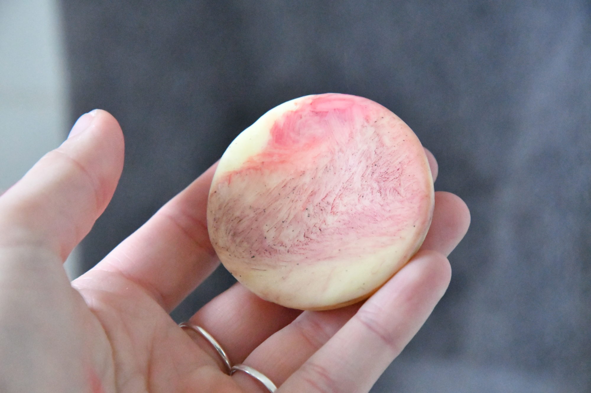 Lush et ses soins solides pour le visage mon avis sur le démaquillant